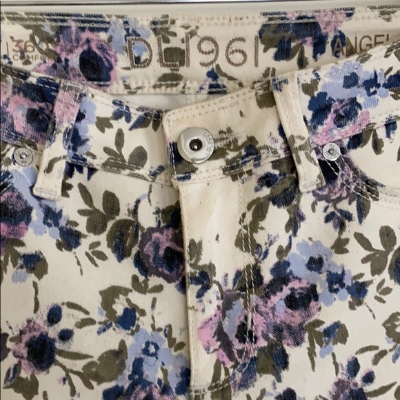 DL1961 Angel Floral Print Skinny Jeans, Size 27 - Picture 3 of 6